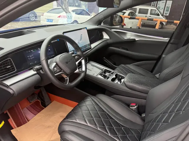 BYD Sealion 07 EV — Фото автомобиля 8