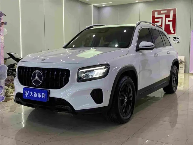Фотография автомобиля — Mercedes-Benz GLB-Class