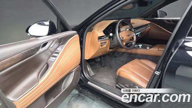 Genesis G80 Бензин 2.5 турбо AWD — Фото автомобиля 11