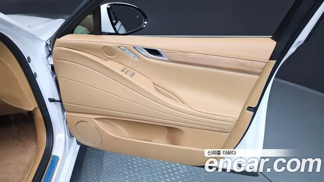 Genesis G80 Бензин 2.5 турбо AWD — Фото автомобиля 24