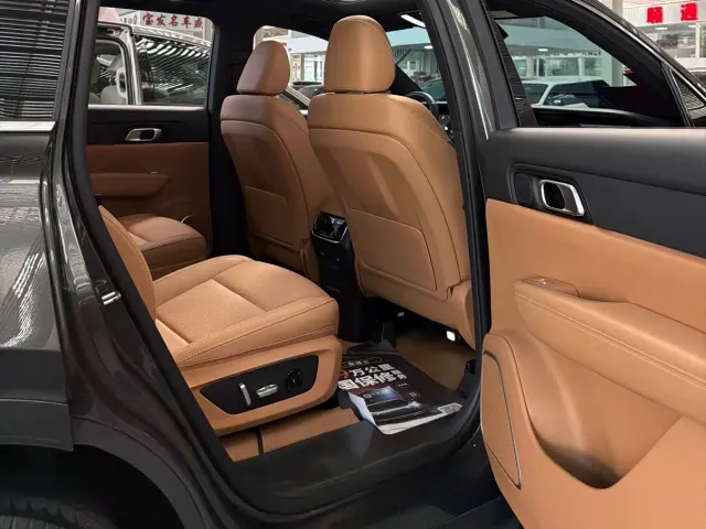 Li Auto ONE — Фото автомобиля 28