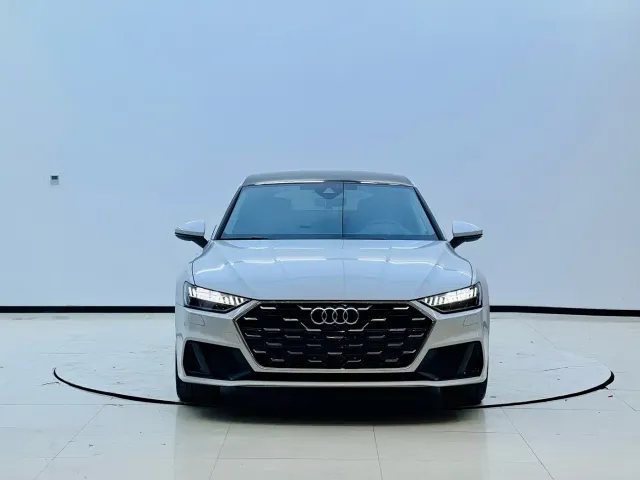 Audi A7 — Фото автомобиля 2