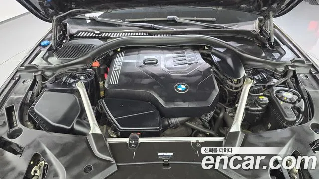 BMW 5 Series G30 — Фото автомобиля 6
