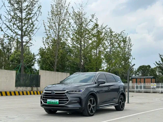 Фотография автомобиля — BYD Tang