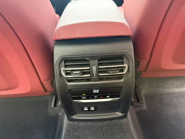 BMW 3 Series — Фото автомобиля 17