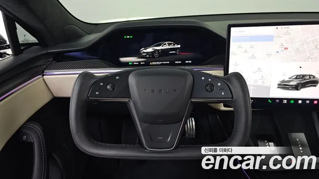 Tesla Model S — Фото автомобиля 13
