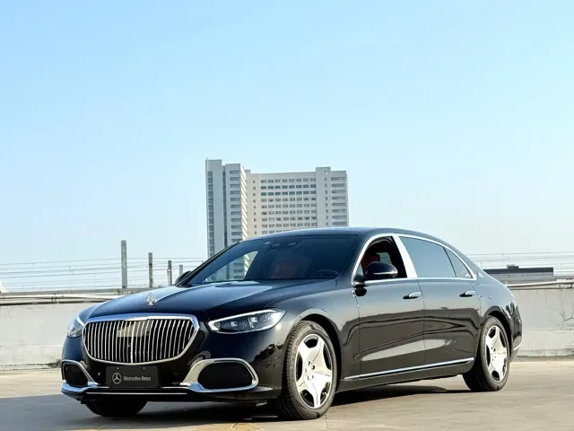 Фотография автомобиля — Mercedes-Benz Maybach S-Class