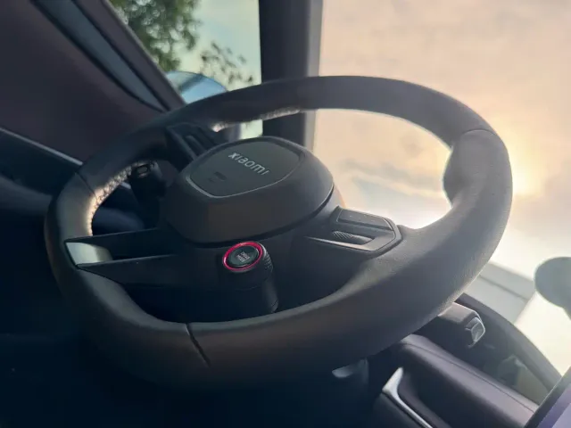 Xiaomi SU7 — Фото автомобиля 22