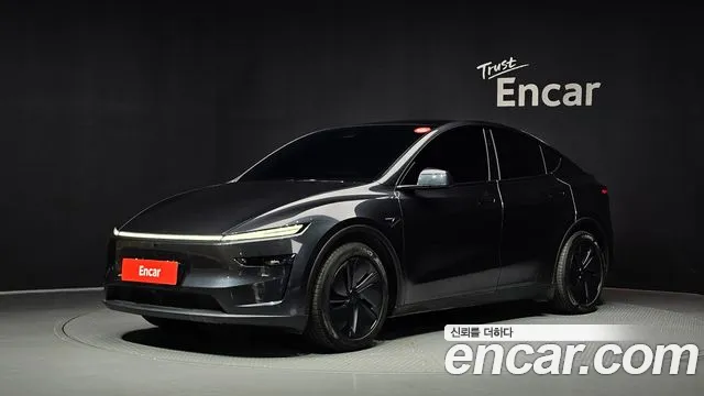 Фотография автомобиля — Tesla Model Y