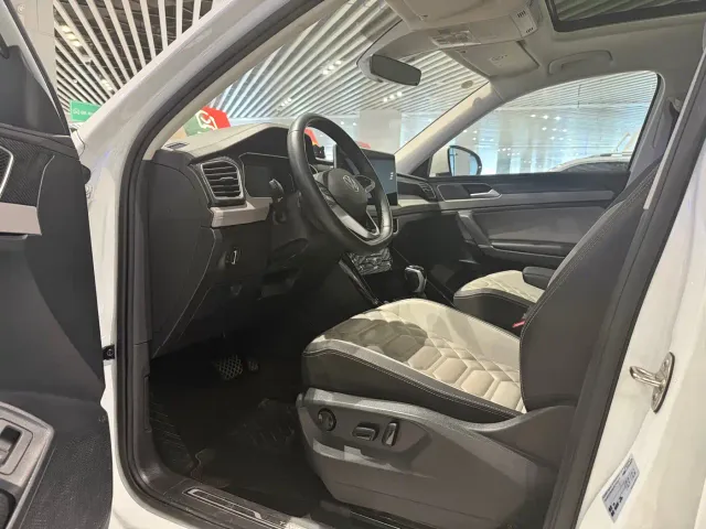 Volkswagen Tayron — Фото автомобиля 7