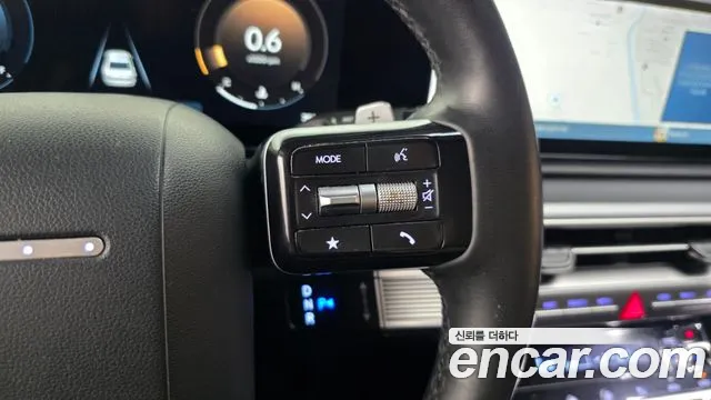 Hyundai Grandeur Grandeur (GN7) 2.5 Бензин 2WD — Фото автомобиля 30