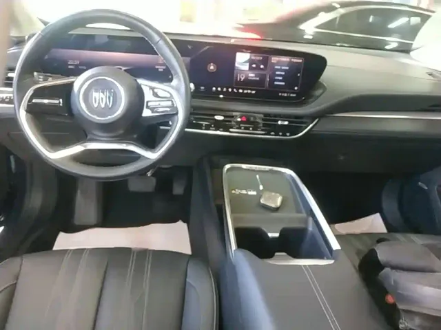 Buick LaCrosse — Фото автомобиля 5