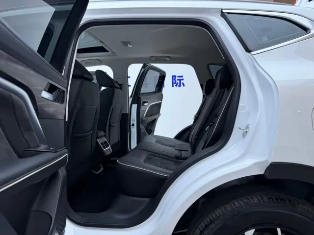 Haval H6 — Фото автомобиля 13