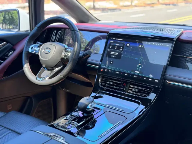 GAC Trumpchi M8 — Фото автомобиля 10