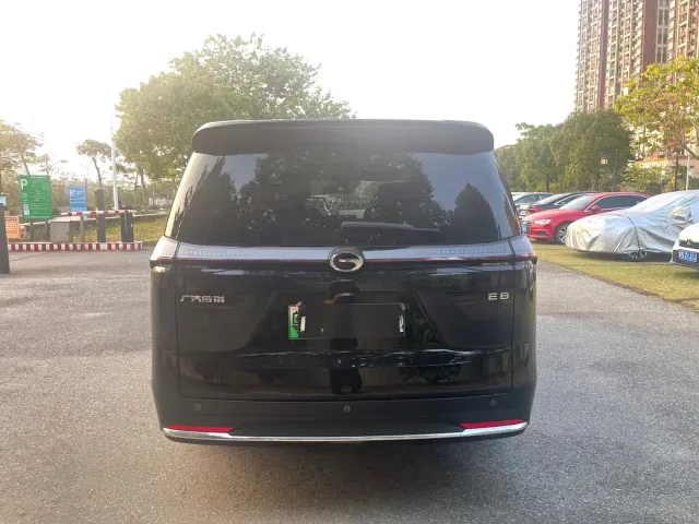 GAC Trumpchi E8 — Фото автомобиля 7