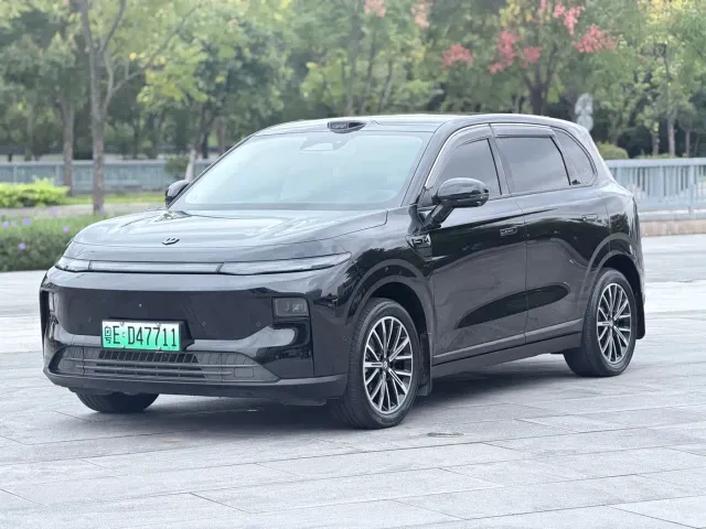 Фотография автомобиля — Leapmotor B10