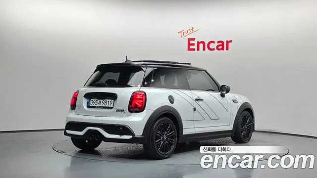 MINI Cooper — Фото автомобиля 2