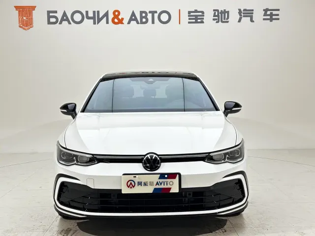 Volkswagen Golf — Фото автомобиля 21