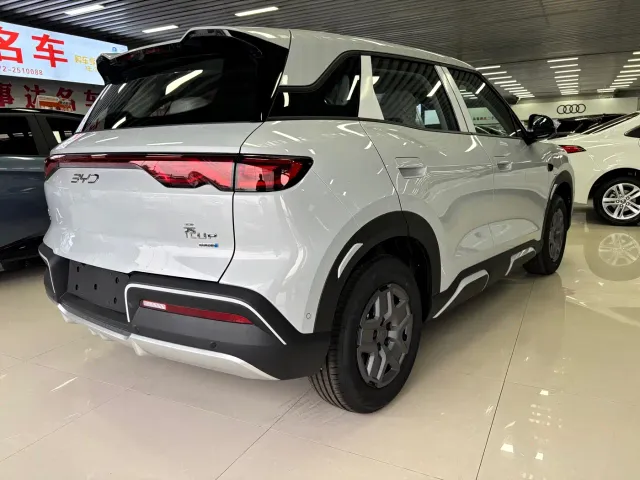 BYD Yuan UP — Фото автомобиля 10