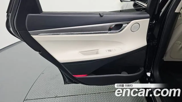 Hyundai Grandeur Новый Grandeur IG — Фото автомобиля 23