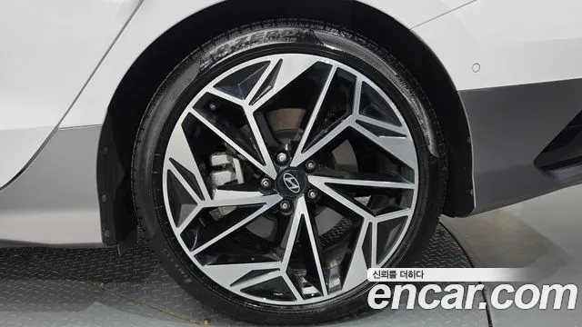 Hyundai Ioniq 6 — Фото автомобиля 5