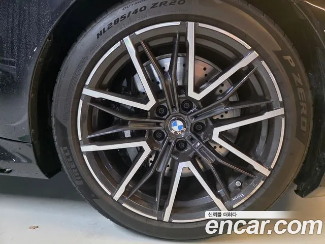 BMW M5 G90 — Фото автомобиля 10