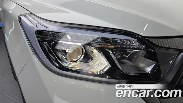 KG_Mobility_Ssangyong Rexton Новый Rexton Sport Khan Дизель 2.2 4WD — Фото автомобиля 19