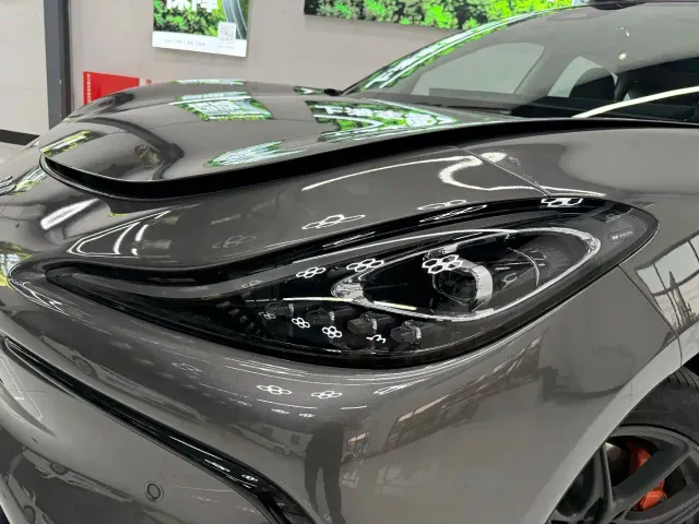 IM Motors LS6 — Фото автомобиля 13