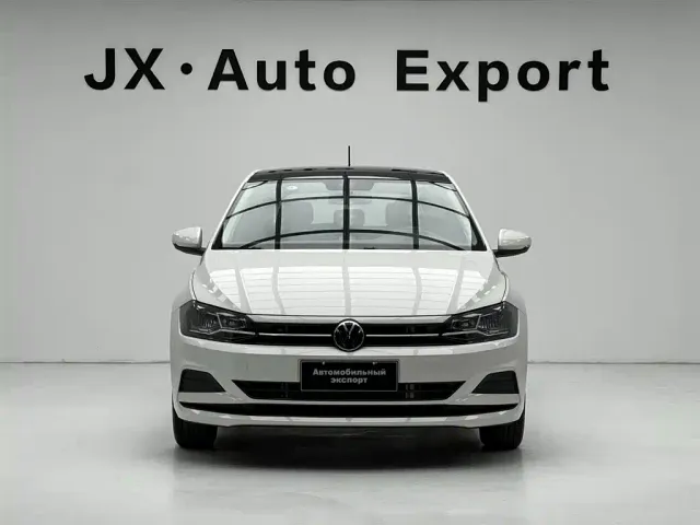 Volkswagen Polo — Фото автомобиля 2