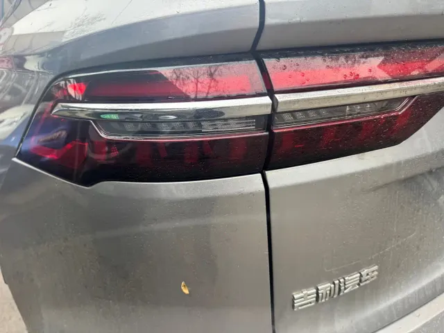 Geely Xingyue L — Фото автомобиля 6