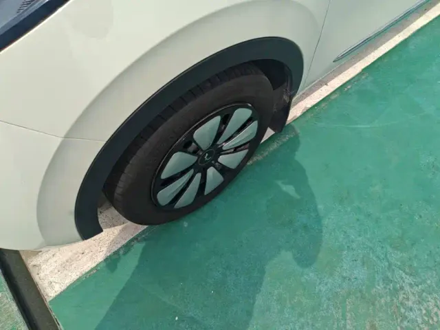 Wuling Bingo — Фото автомобиля 22