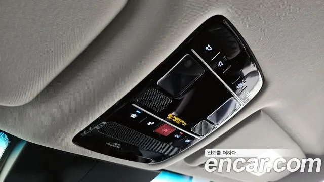 Hyundai Grandeur Grandeur (GN7) 3.5 Бензин 2WD — Фото автомобиля 18