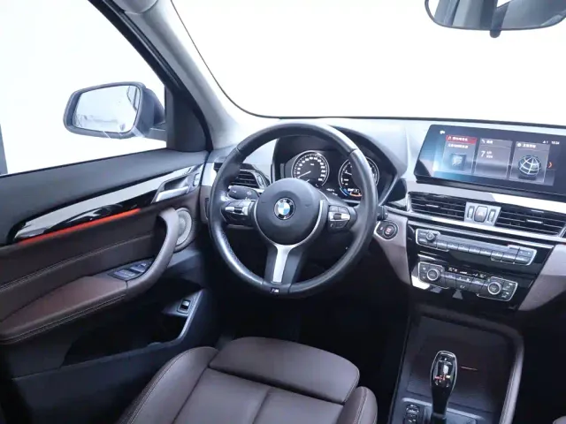 BMW X1 — Фото автомобиля 14
