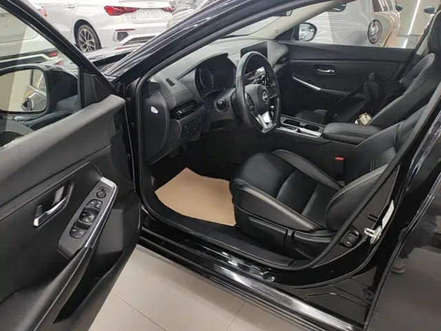 Nissan Sylphy — Фото автомобиля 15