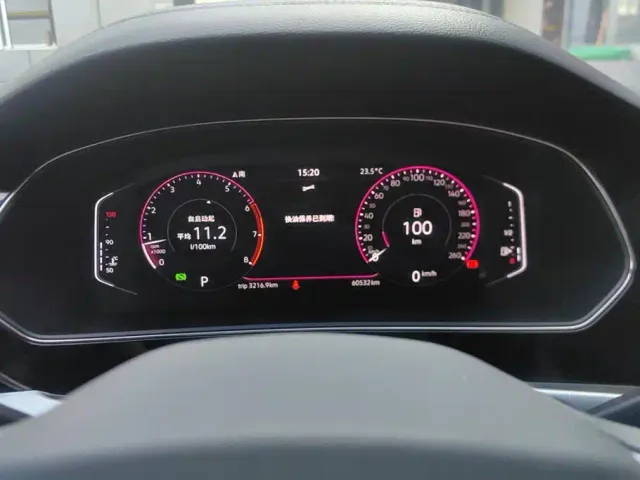 Volkswagen Passat — Фото автомобиля 14
