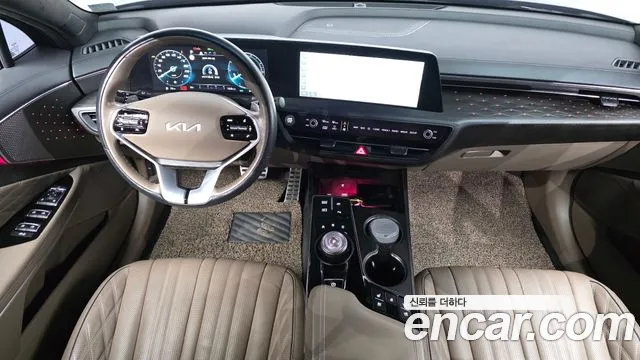 Kia K8 Hybrid — Фото автомобиля 10