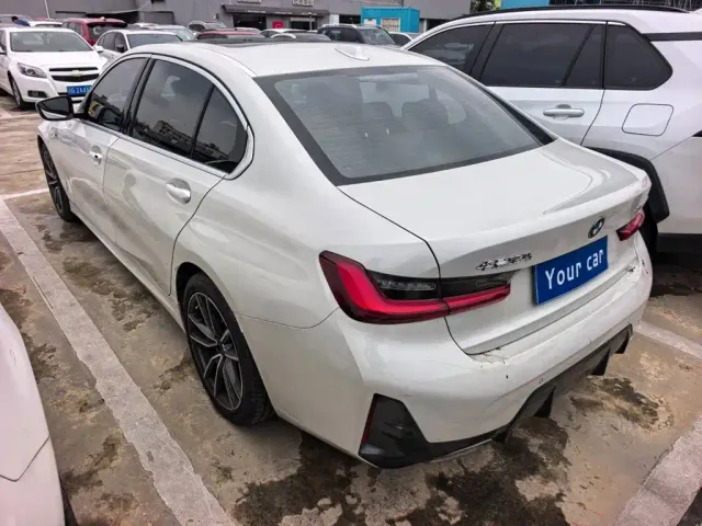 BMW 3 Series — Фото автомобиля 4