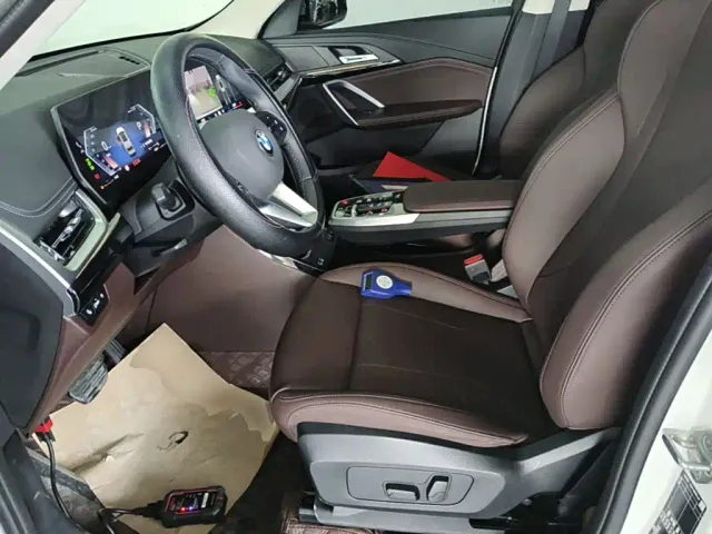 BMW X1 — Фото автомобиля 14