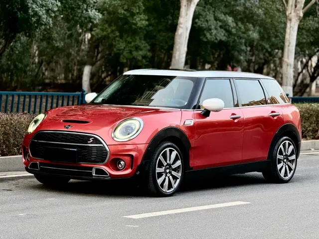 MINI Clubman — Фото автомобиля 2