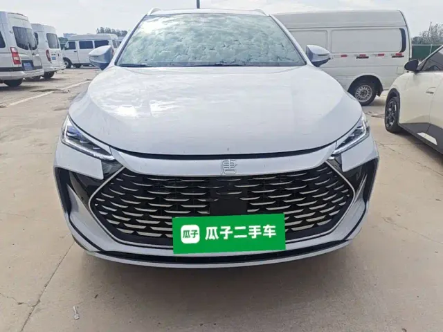 BYD Tang — Фото автомобиля 2