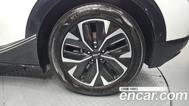 Kia EV6 — Фото автомобиля 20