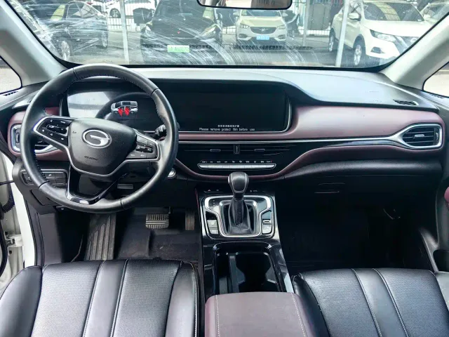 GAC Trumpchi M6 — Фото автомобиля 7