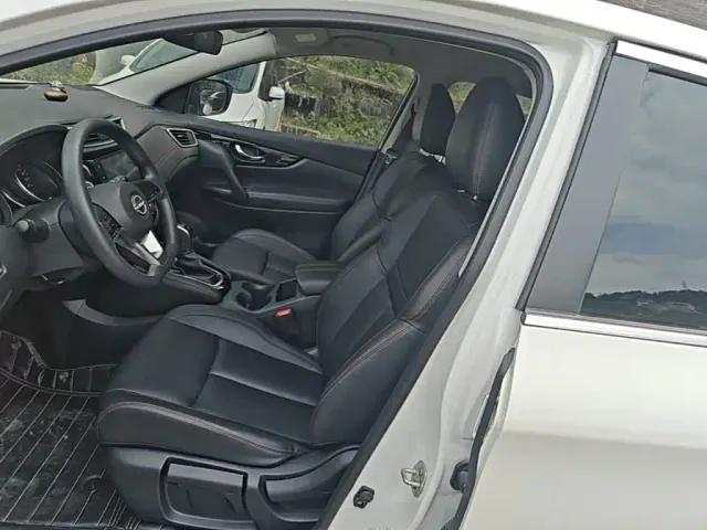 Nissan Qashqai — Фото автомобиля 14