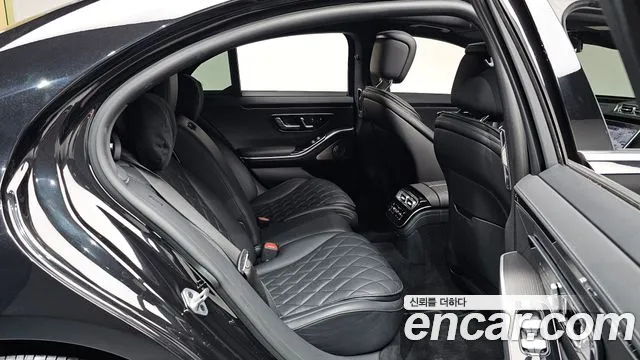 Mercedes-Benz S-Class — Фото автомобиля 11