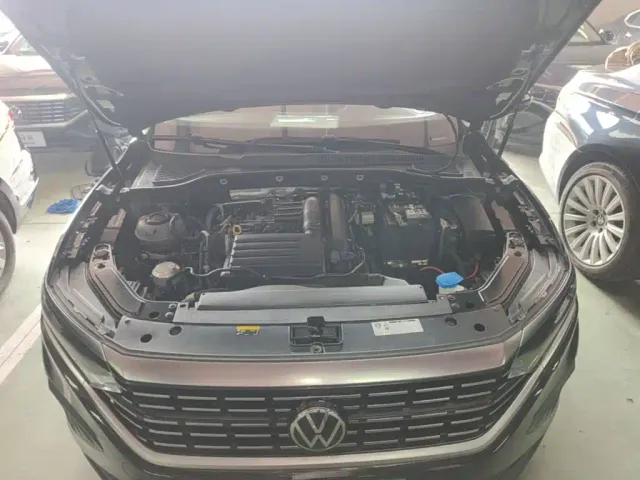 Volkswagen Passat — Фото автомобиля 19