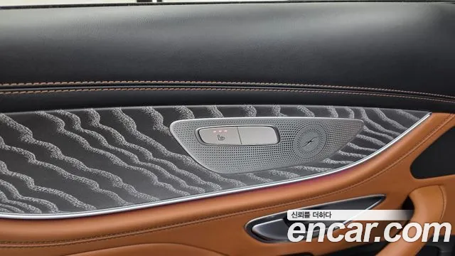 Mercedes-Benz AMG GT 4 двери 43 4MATIC+ — Фото автомобиля 16