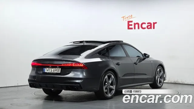 Audi A7 — Фото автомобиля 2