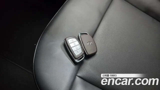 Hyundai Casper Casper Turbo Essential — Фото автомобиля 14