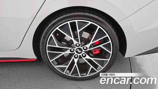 Hyundai Avante CN7 — Фото автомобиля 6