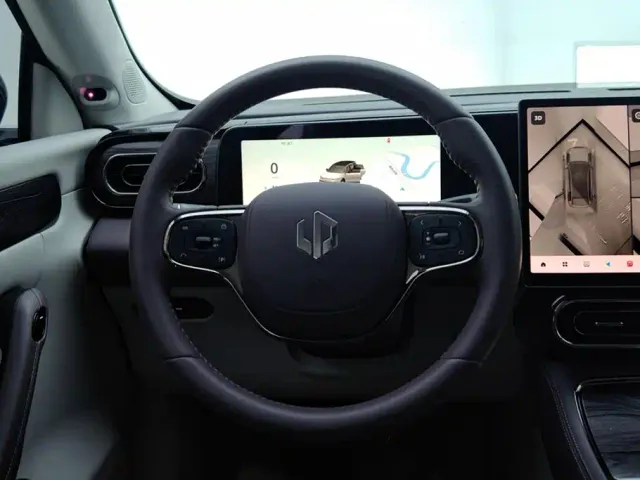 Leapmotor C11 — Фото автомобиля 15